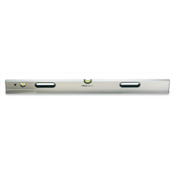 laty-niwelacyjne-wykonane-z-aluminium-z-2-nietlukacymi-libelkami-beta-1696s-1500m
