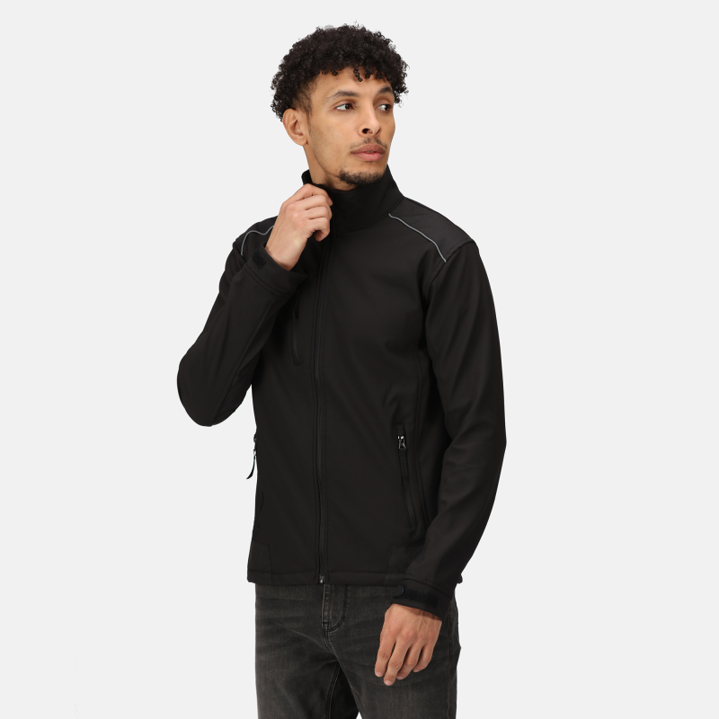softshell-regatta-sandstorm-tra651-czarny